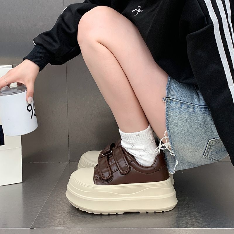 Giày bánh mì đế dày, cao gót