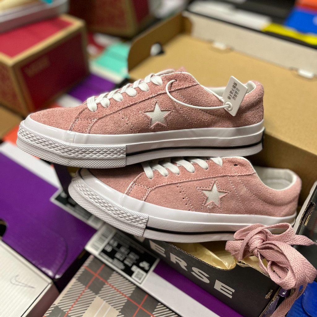 Giày đế bệt Converse One Star màu hồng xẻ thấp