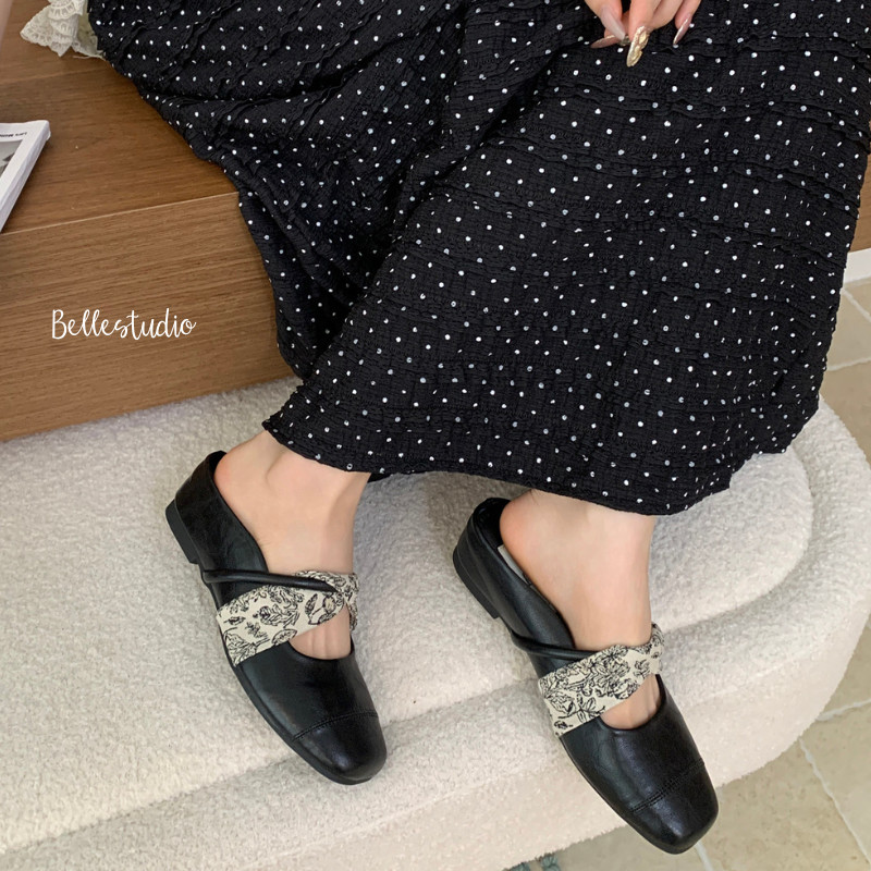 Dép Cao Gót Mũi Kín Nữ Da PU Phối Họa Tiết Vintage Chic Square Toe Mule Kiểu Cổ Điển Đế 3cm DTQ10 Be