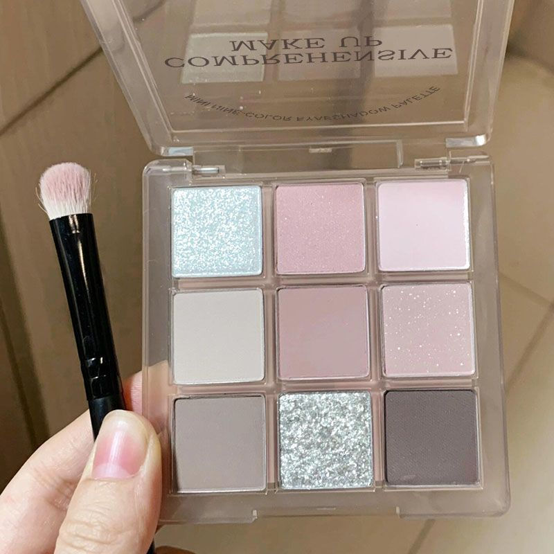 Cool new matte gray eyeshadow with a magical shimmer11y Pearl Saturation Premium Powder Dune Daily N
