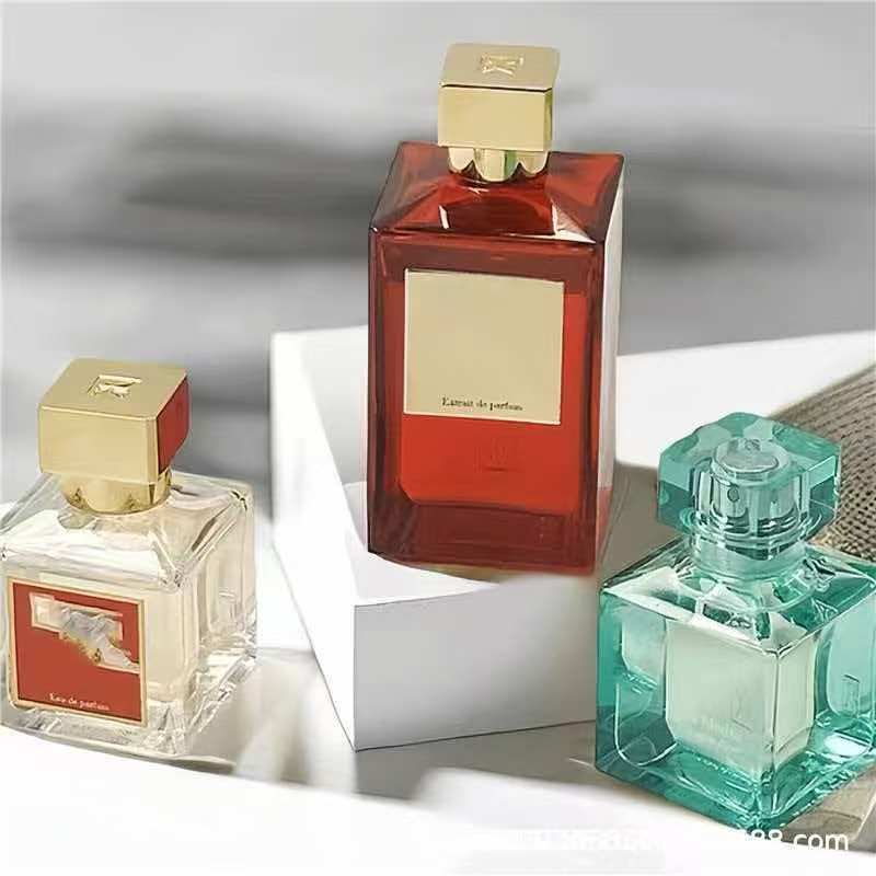 Nước hoa trong suốt Beccara rouge Carat 540 Crystal Red 540