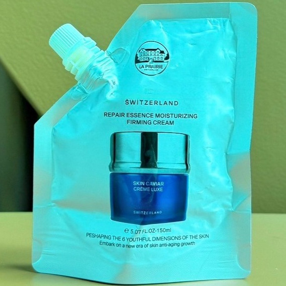 Kem dưỡng ẩm da mặt La Prairie Caviar Platinum 150ml