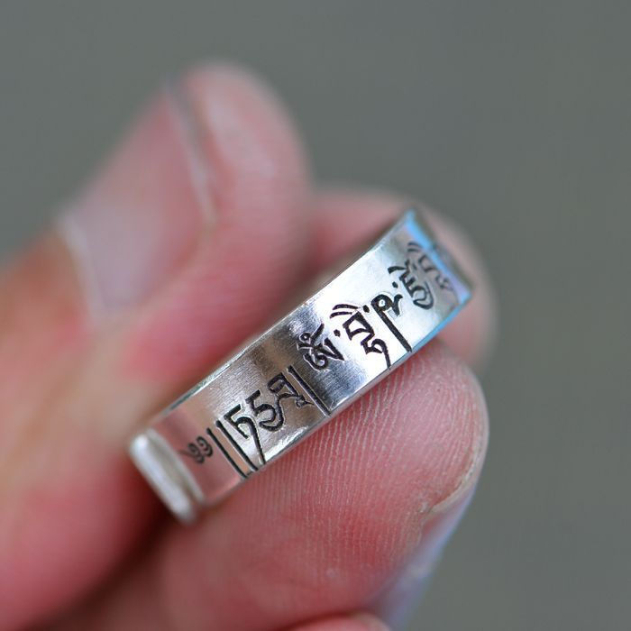 Silver ring, new product ring with the "Silver Heart Mantra" by the ring designer, pure lotus99999Qi