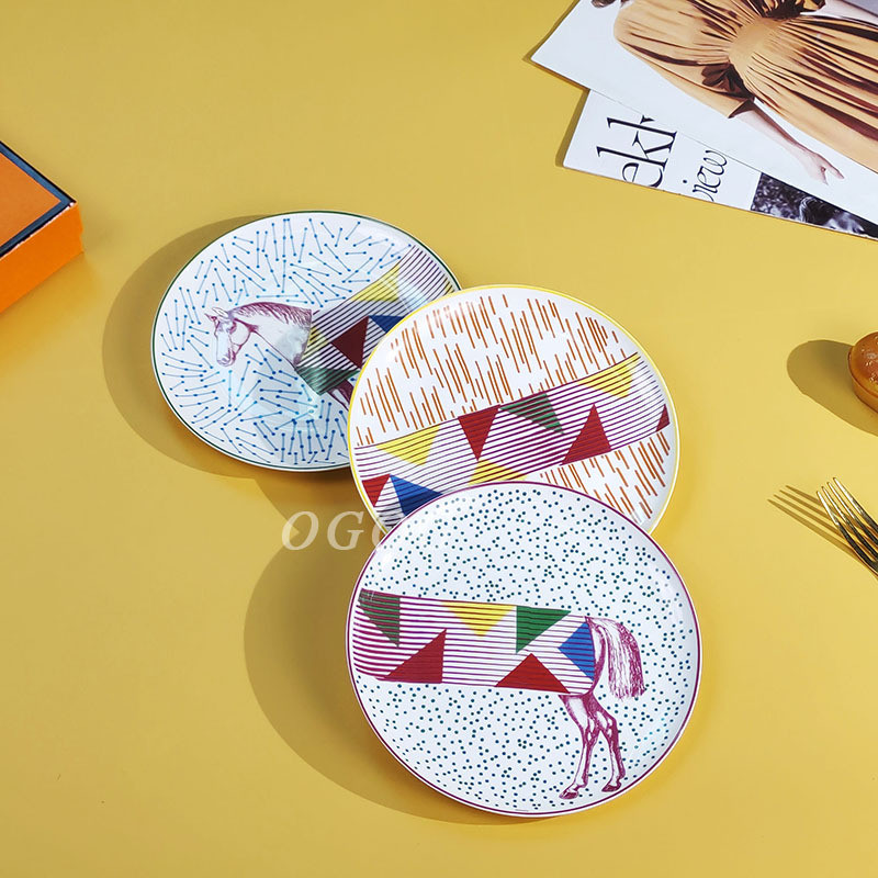 U4RW Fun Dessert Plates Set of Three, Household Bone Porcelain Cake Plates, Dinner Plates, Shallow P