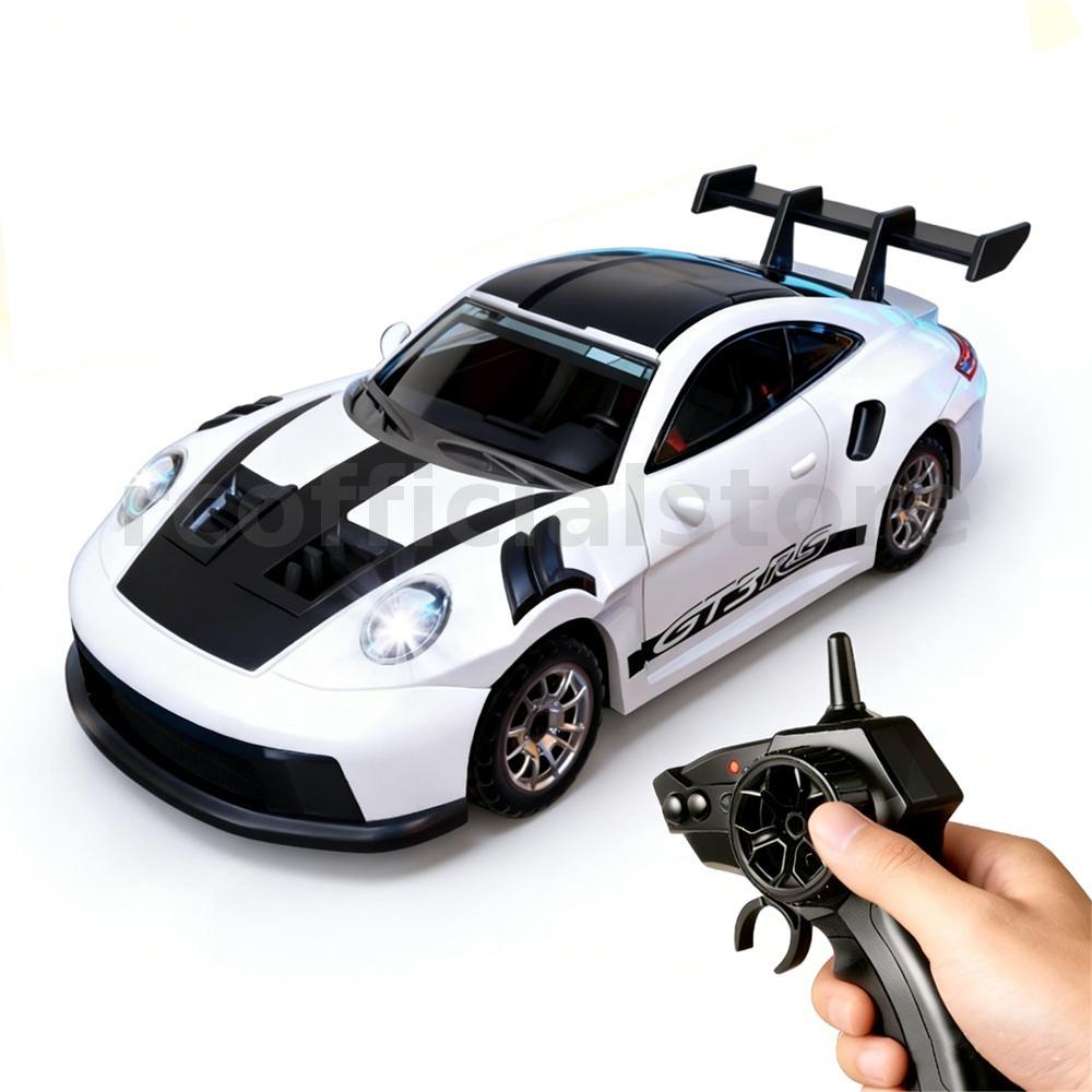 YEGAO D43-01Q RTR 1 / 64 2.4G 4WD Mini Drift RC Xe thể thao Vỏ thân xe bằng hợp kim LED Light On-Roa
