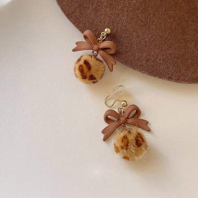 Pinkdudu Da Báo Nơ Pom-Pom Bông Tai Lấp Lánh Xoắn Ốc Không Đục Lỗ Thời Trang Cao Cấp Nữ Tai Trang Sức PD2638