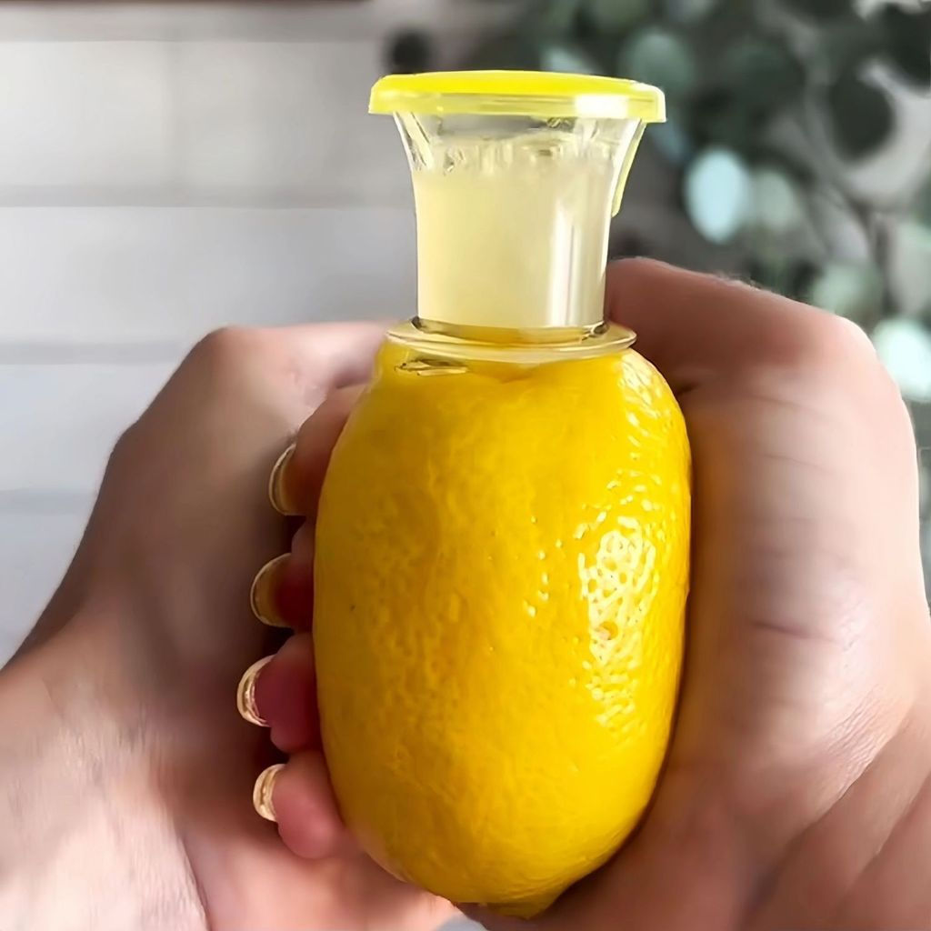 New portable manual fruit juicer, small household juice press, lemon juice cup, portable squeeze jui