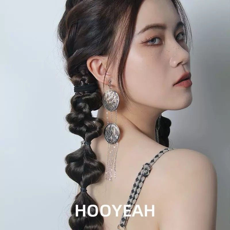 Praise for the modern sweet and spicy girl's new Chinese-style earrings, which are cool10y Earrings 