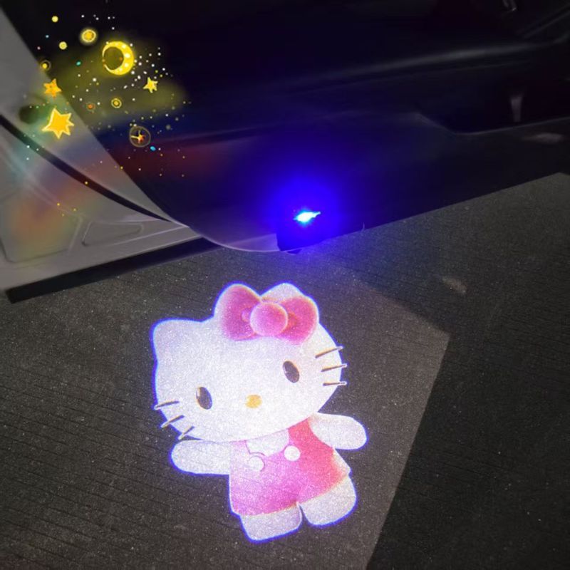 汽车开门灯Hell' o Kitty迎宾灯可充电车载投影仪氛围灯车门灯Door welcome light, door opening light, projection lighting, car 