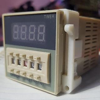 Rơ le thời gian Omron DH48S-S DH48S
