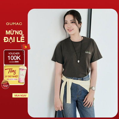 Áo Thun Nữ GUMAC Form Regular Cổ Tròn Tay Ngắn Thêu Chữ Adecade Tối Giản Trẻ Trung ATF09006