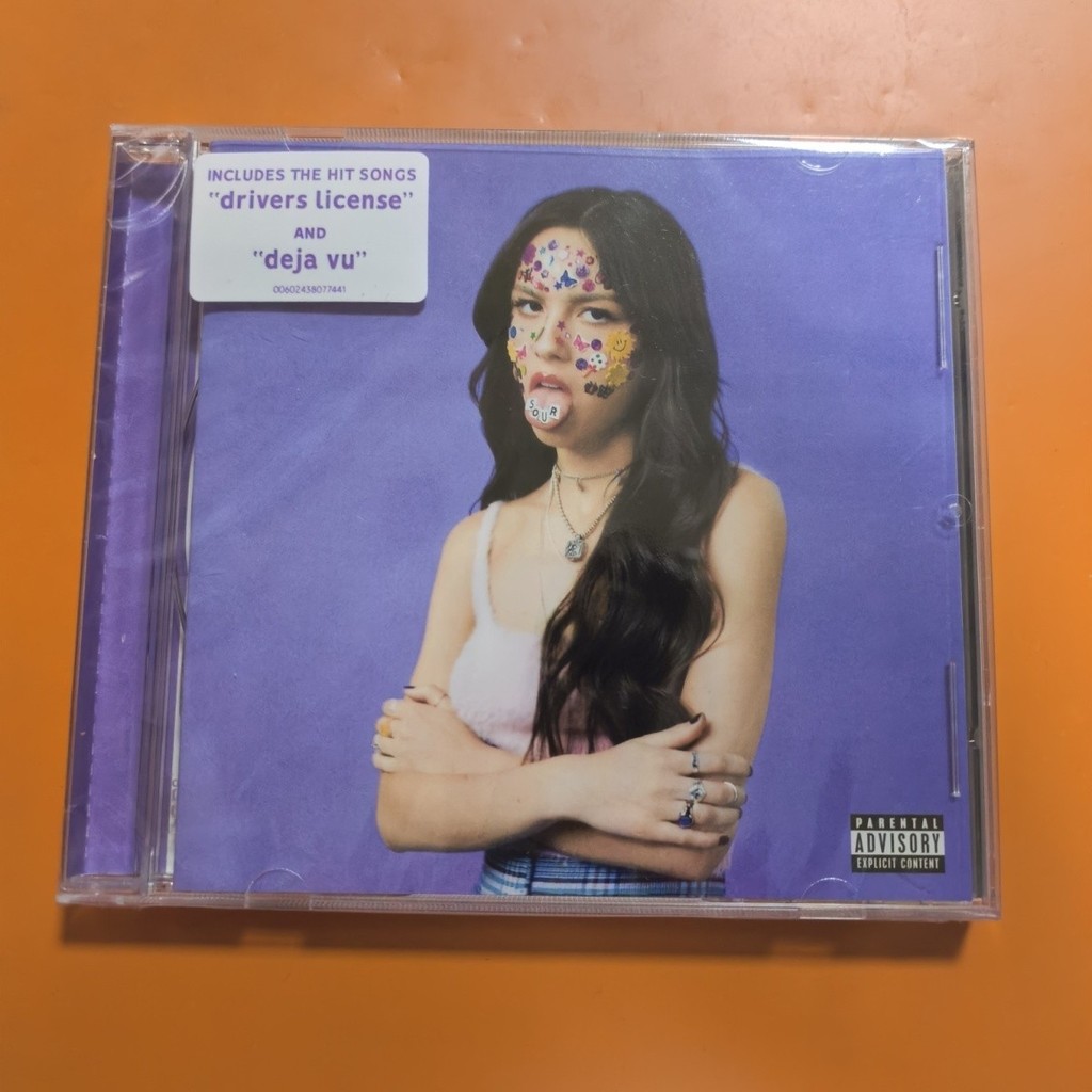 ❈ ❈ ❈ ❈ Olivia Rodrigo SOUR CD9.2