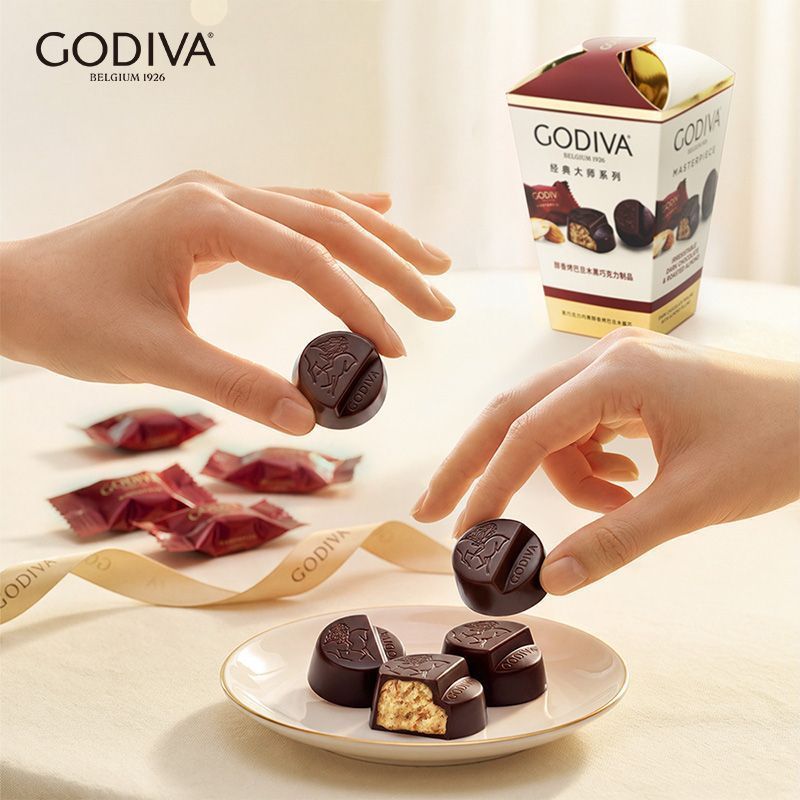 GODIVA / GODIVA / Master GODIVA Series Hộp hoa sô cô la 12 miếng Gói chia sẻ sữa sô cô la đen 112g9 