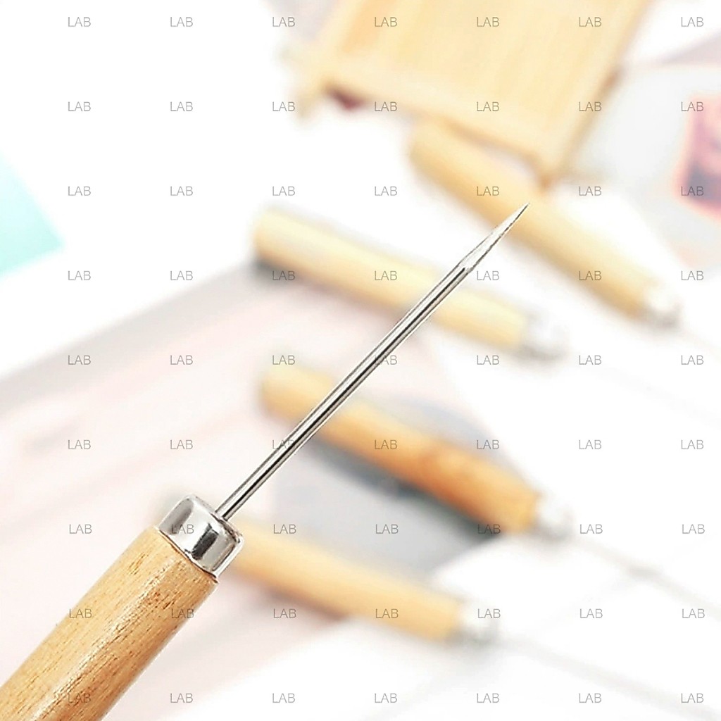 Dùi lỗ vải, đóng cúc, làm hoa lụa (chiếc)
