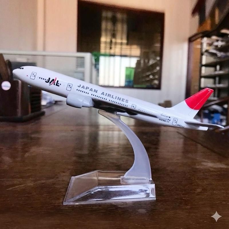 Mô hình máy bay Japan airlines 16-20cm Model & Toy Vehicles
