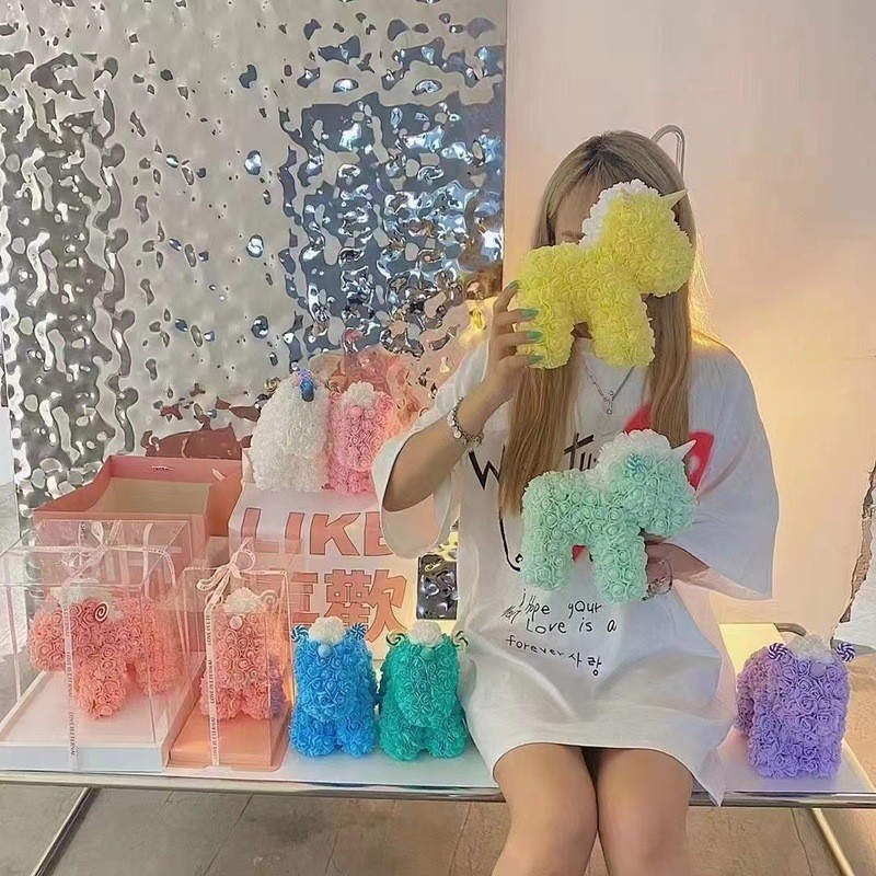 Kem Hoa Bảo Quản Giáng Sinh Mini Kỳ Lân Nhỏ pe Hoa Hồng Quà Tặng Cho Bạn Gái Kỳ Lân