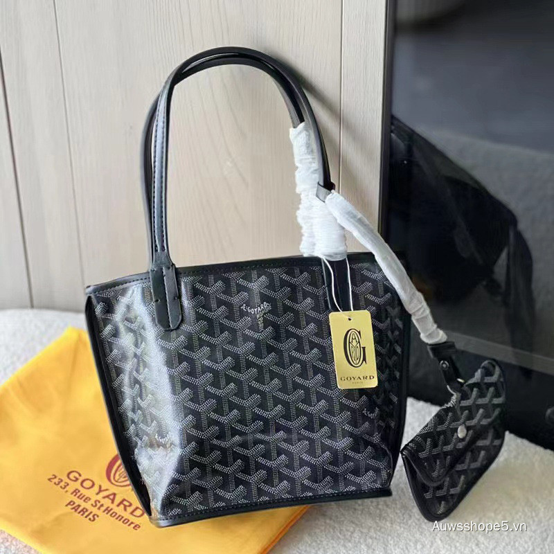 Túi xách Goyard Mini Basket Tote với thiết kế hai mặt, túi xách đi làm dành cho nữ