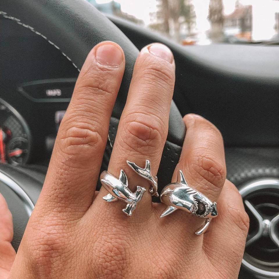 Thương mại điện tử Retro Đơn giản Big White Shark Hammerhead Shark Open Alloy Suit Nhẫn nữ