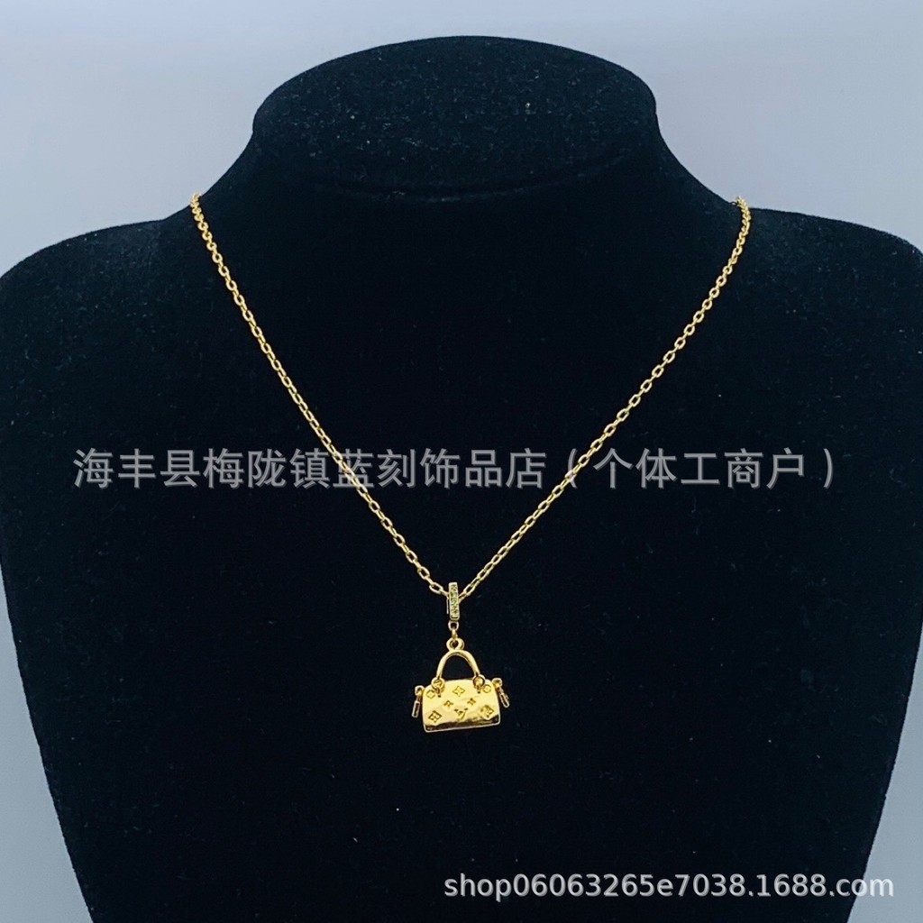 B3XZ Women's four-leaf clover collarbone necklace with five-letter diamond design v Pointed flower p