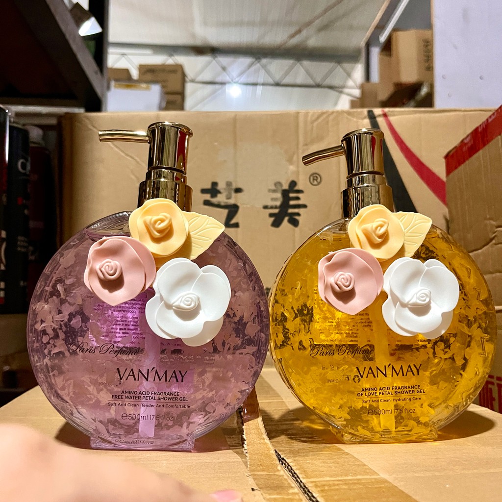 VANMAY VANMAY Amino Acid Fragrance Water of Freedom Love of the Wind Petal Sữa tắm 500ml