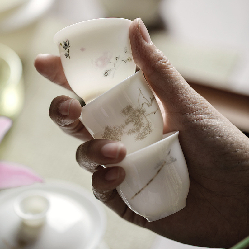 La Lard White Prose Hand-Painted Tea Cup 45ml Tùy chọn Trung Quốc Kung Fu Tea Set Master Cup