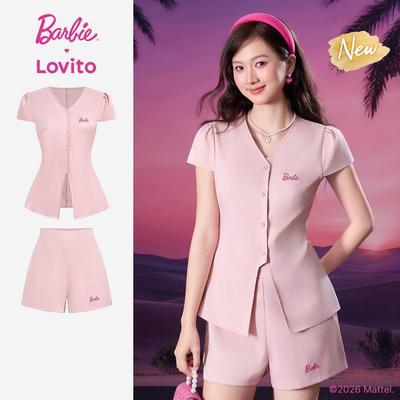 (New Arrival) Barbie™ X Lovito Áo Top Nữ Hồng Xuân/Hè Tay Ngắn Cổ V Eo Trung Chân Rộng Thêu Họa Tiết Nút Trước Cắt Trước LBL5AD051