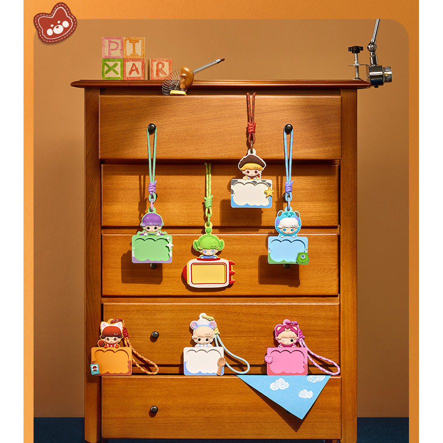 POPMART DIMOO THẾ GIỚI x Hộp đựng thẻ PIXAR Hộp mù Quà tặng Woody Lotso Sulley Remy Buzz Lightyear 1
