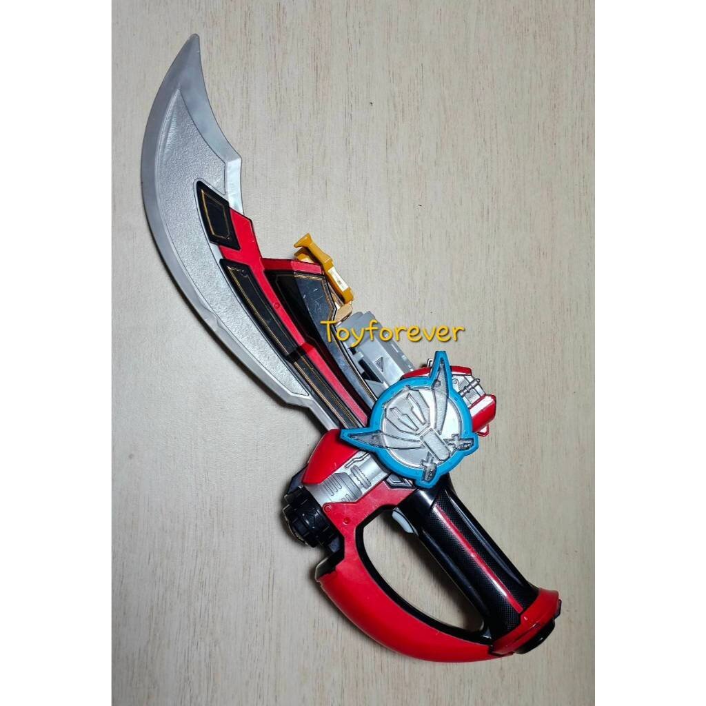Thanh kiếm Dx Gokai Sabre có vết xước. sentai