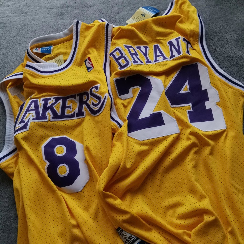 Kobe Exclusive Jersey Kobe First 8 Rear 24 Áo đấu lưới màu vàng NBA Jersey