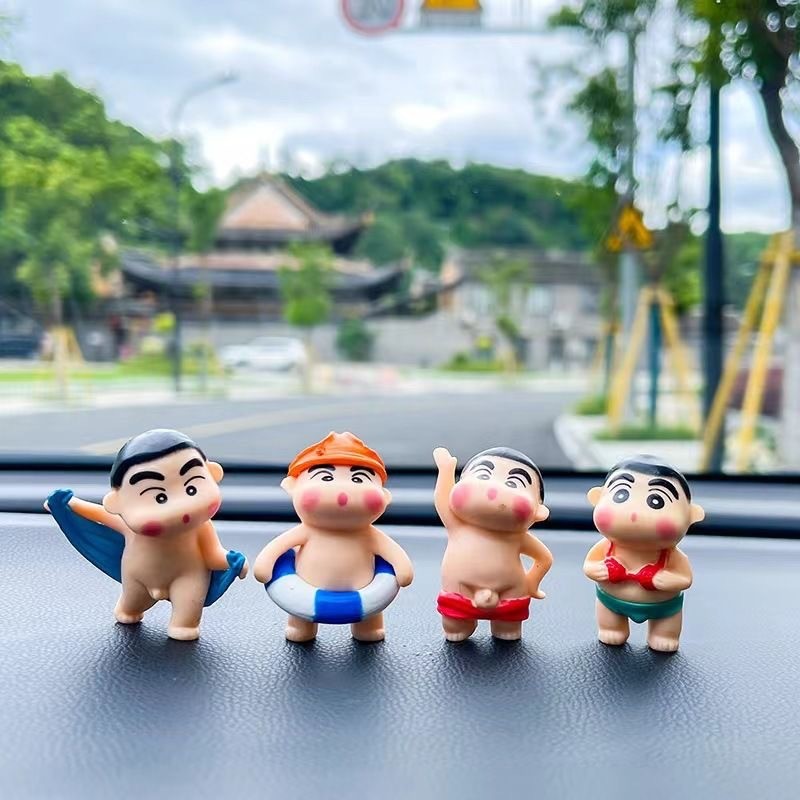 Xe Ô Tô Hoạt Hình Crayon Shin-Chan Búp Bê Điều Khiển Trung Tâm Ngộ nghĩnh Trang Trí Ô Tô Crayon Shin
