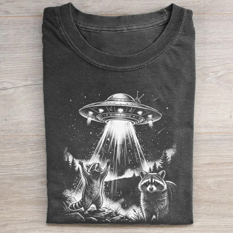 Áo thun UFO Raccon cổ điển
