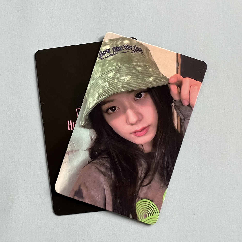 BẠN THÍCH NHƯ THẾ NÀO Album Hàng Hóa Photocard Thẻ Ngẫu Nhiên Mũ Xanh Hiển Thị Hoa Biển Show JISOO