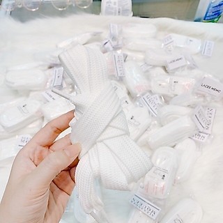 Các loại dây giày.