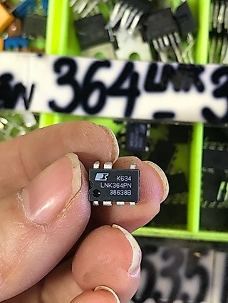 ic nguồn số LNK 304 giá 1 chiếc