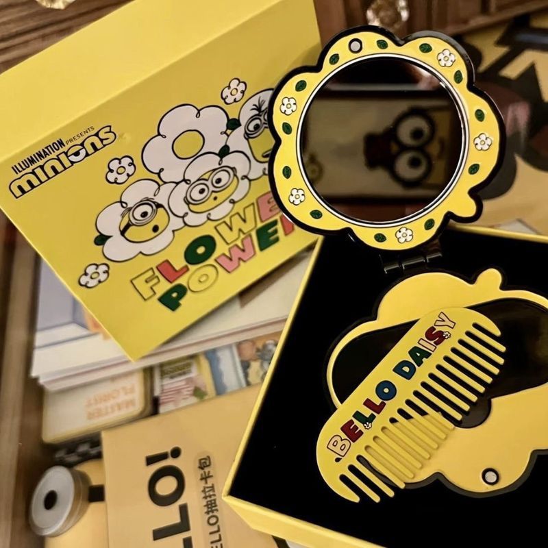 Hàng sẵn có Vận chuyển nhanh Giữ gương Minion Minion Ngoại vi Bob Minion Bộ lược gương hoạt hình dễ 