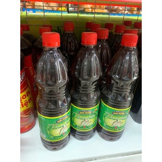 Nước Mắm Cá Chỉ Vàng Chai 900ml