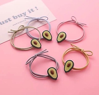 5 Cột tóc trái bơ cực dễ thương