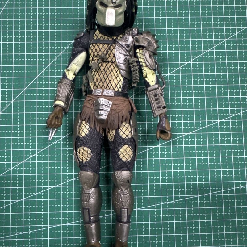 P1 Predator 23cm Joint Movable Ultimate Deluxe Edition Predator NECA