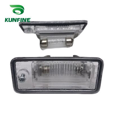 Thích hợp cho Audi A6L A4 B7 Biển Số Phía Sau Đèn Biển Số Phía Sau 8E0 807 430 A / B