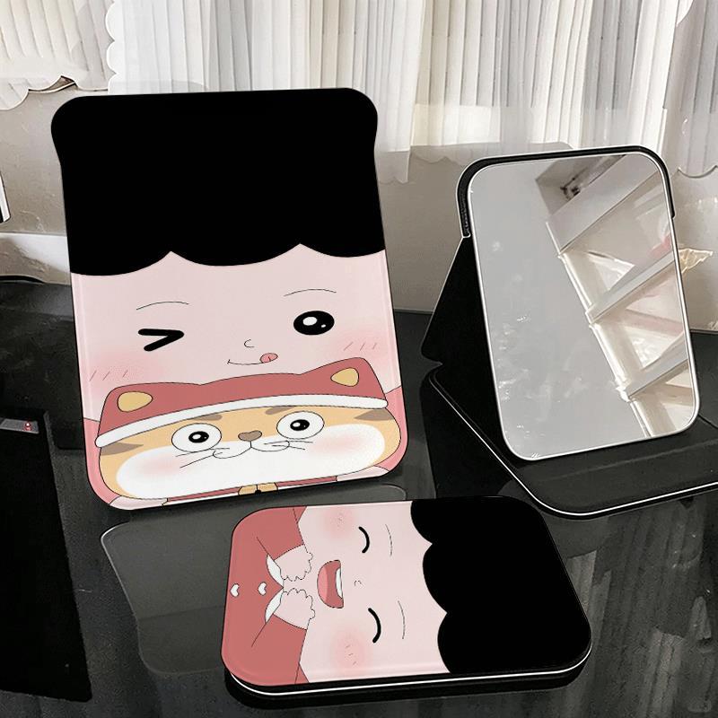 Gương mặt cười bé dễ thương, gương trang điểm gấp gọn mini bỏ túi