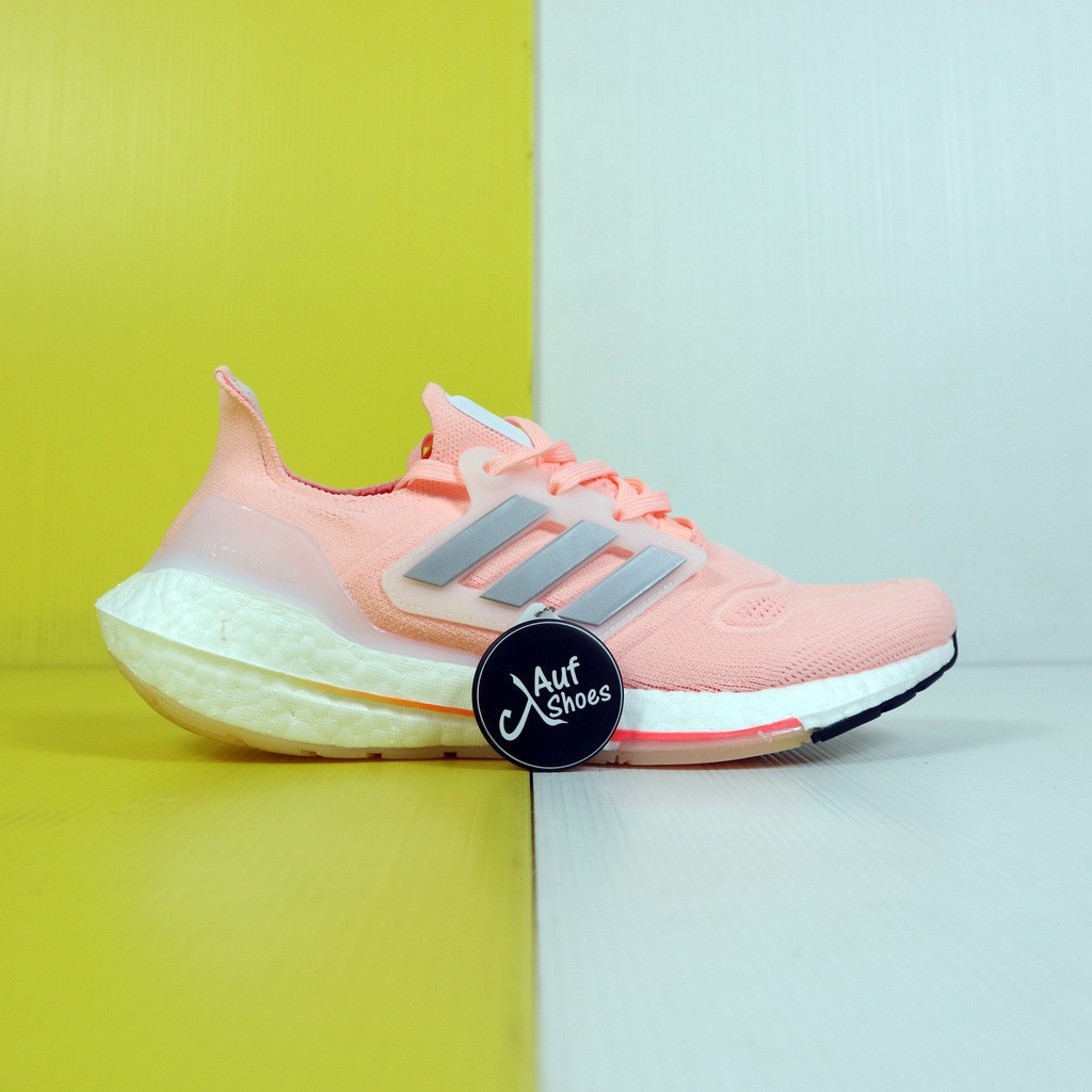 Ultra Boost 22 Pi