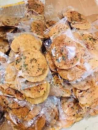 10 bịch cơm cháy chiên nước mắm