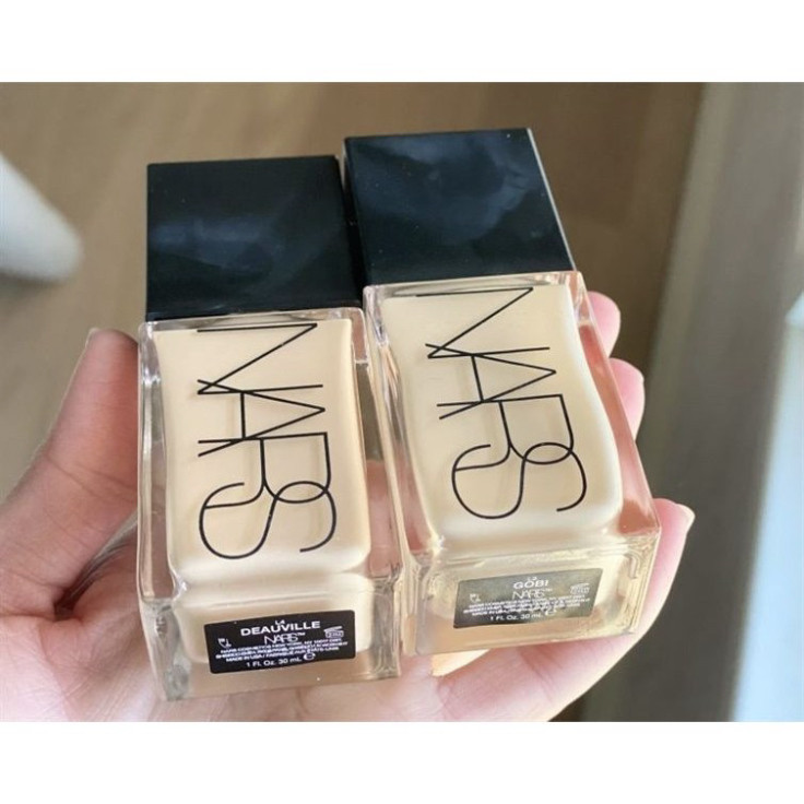 Kem nền Nars chính hãng Light Reflecting Advanced kiềm dầu, che phủ tốt 30ml