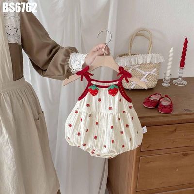 Body Hai Dây Bé Gái Màu Kem Họa Tiết Dâu Tây Nơ Vai Quả Dâu Nổi Vải Xô MINTSCLOSET BS6762