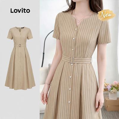 (New Arrival) Lovito Váy nữ màu kaki nhạt nhẹ buộc dây lưng cài nút phía trước phong cách thanh lịch phù hợp mùa xuân/hè DRB199P2D097