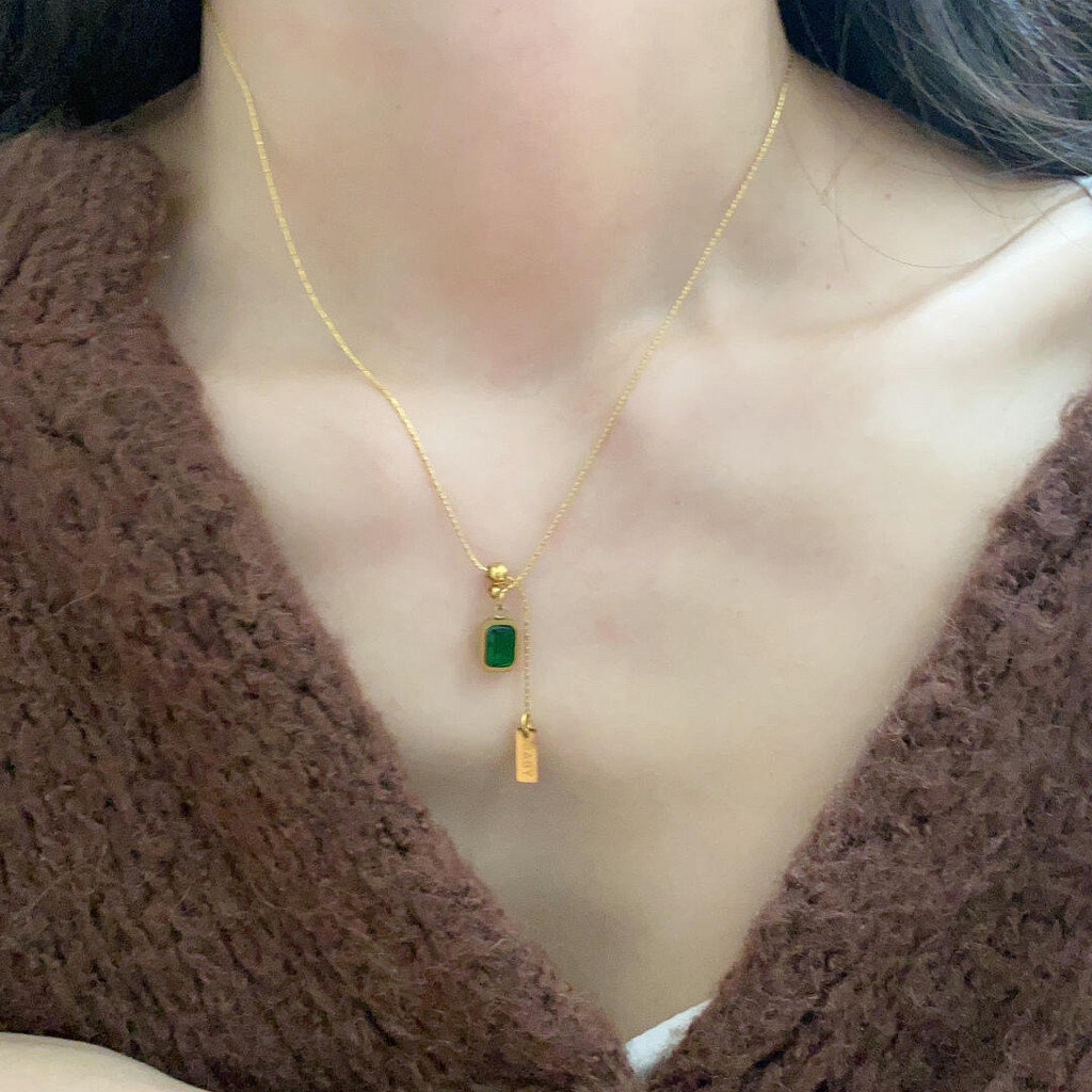 Super A Royal Sister Loves Green Square Diamond Necklace Cool Cut Match Cold Highlights Fruit Dare U