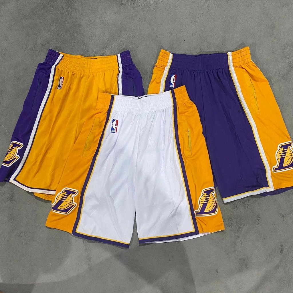 Quần bóng rổ Lakers Quần short lưới thêu đôi túi NBA