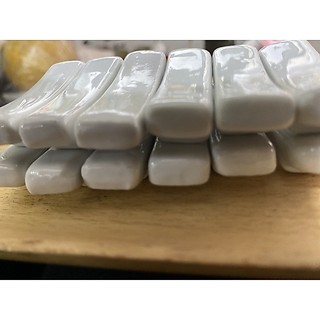 Gác đũa bằng sứ