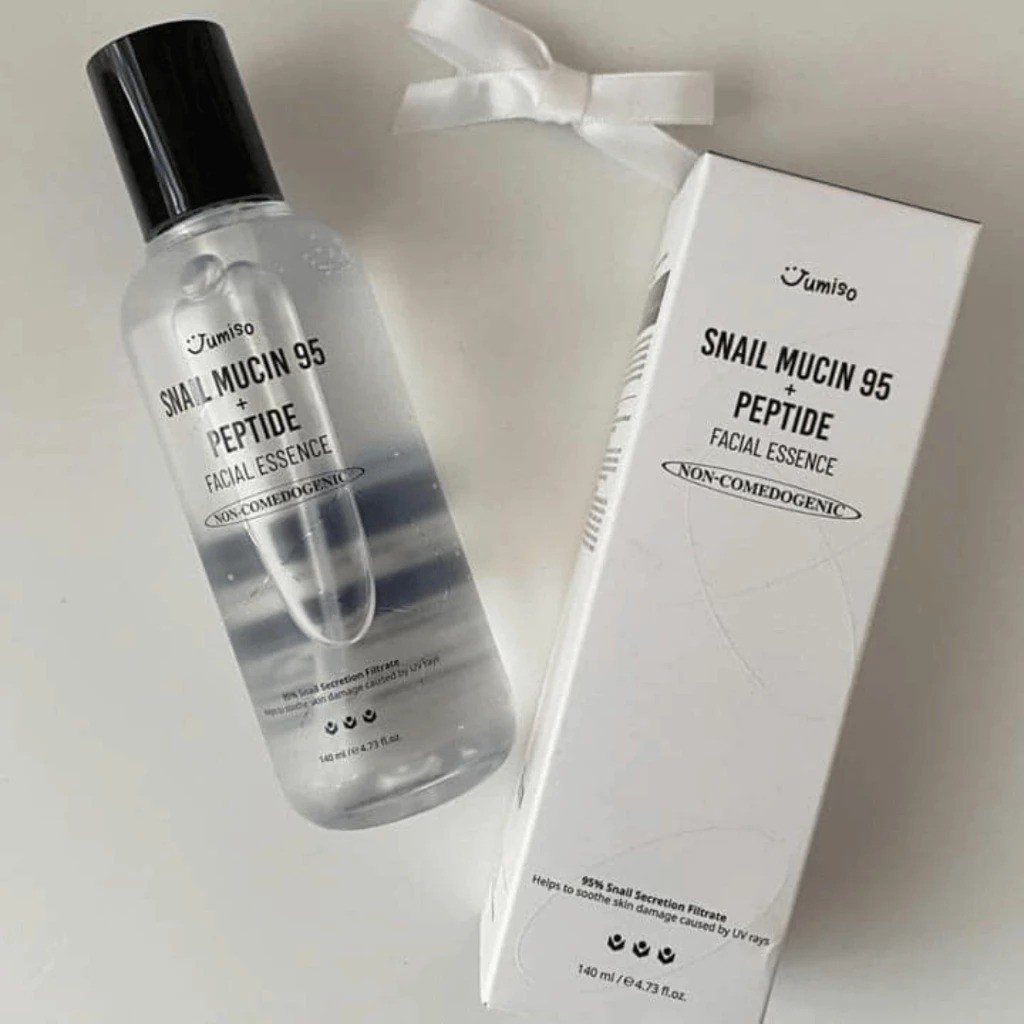 Tinh Chất Chiết Xuất Ốc Sên Jumiso Snail Mucin 95+ Peptide Facial Essence dung tích 140ml