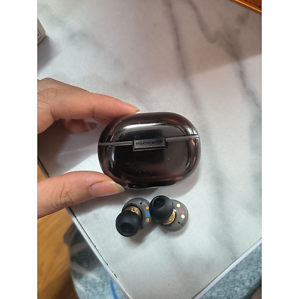 Tai nghe SOUNDPEATS Engine 4